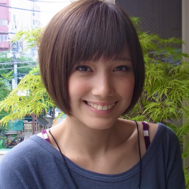 本田翼の可愛い笑顔は私たちをほっとさせてくれますネ 美しい女優 モデルとセレブたち